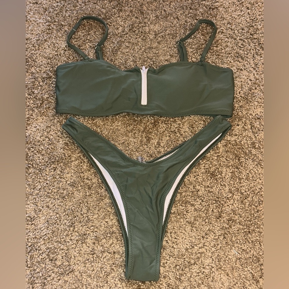 Zaful Green Bikini Set with Zipper Detail medium